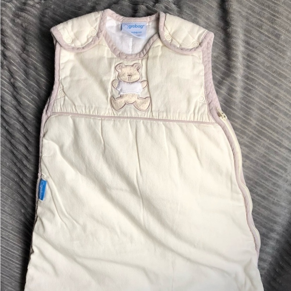 Grobag ~ Organic Cotton Sleeping Bag ~ 2.5 Tog ~ 0-6 Months